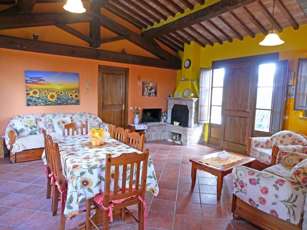 Casa Country House Girasole Vakantie Huis-Wakacje Huis Asciano Exterior foto