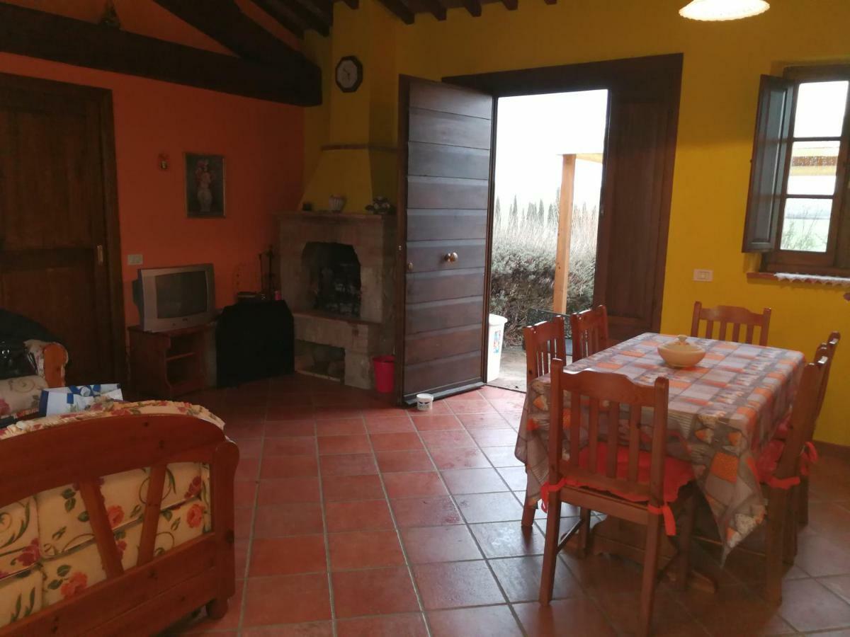 Casa Country House Girasole Vakantie Huis-Wakacje Huis Asciano Exterior foto